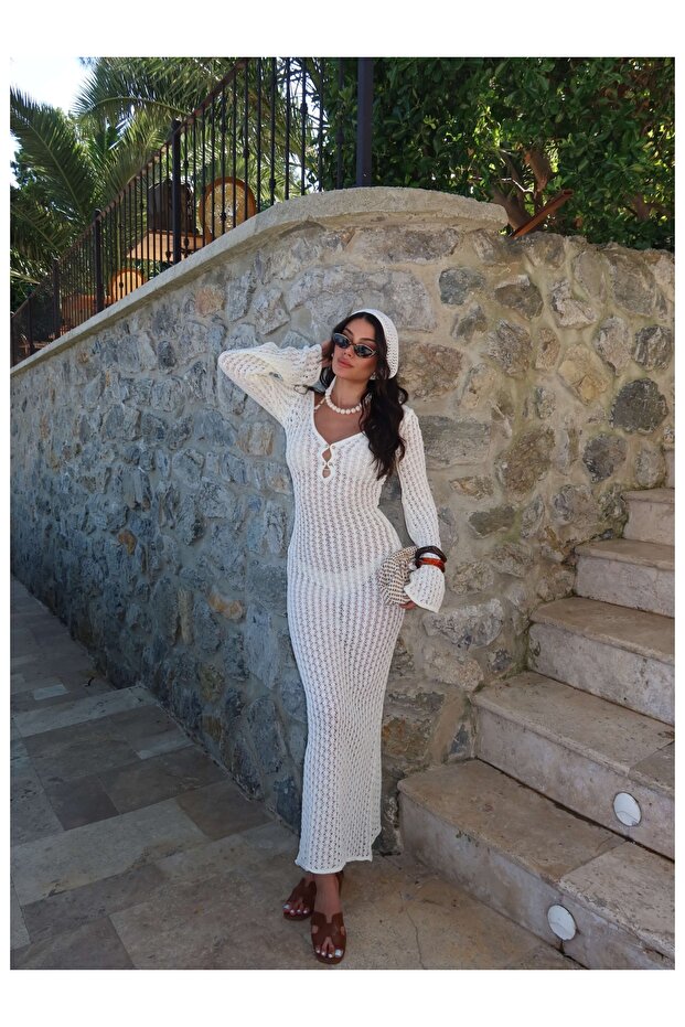 V-Neck Beach Dress with Accessory Detail