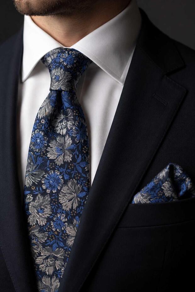 Blue Beige Floral Pattern Classic Tie with Handkerchief Kk13797