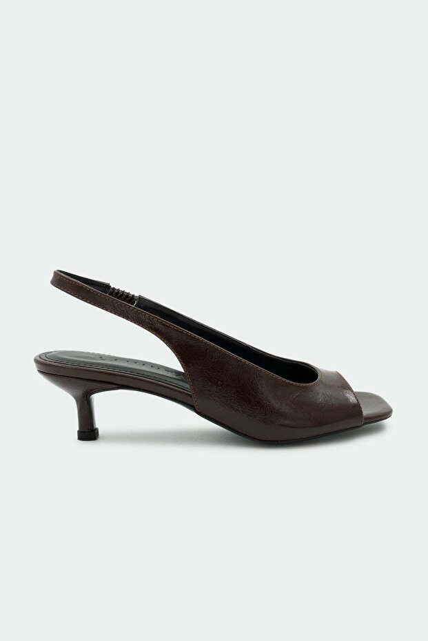 Maggie Classic Women's Bitter Brown Heeled Shoes
