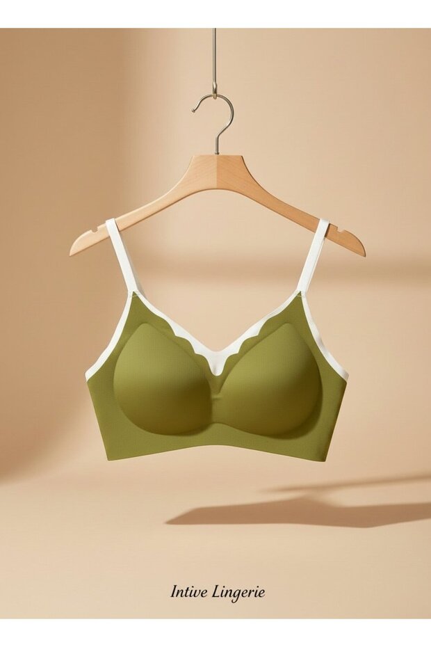 Intive Cloud Soft Thin Strap Clasp V-Neck Double Color Padded Comfortable Imported Bra