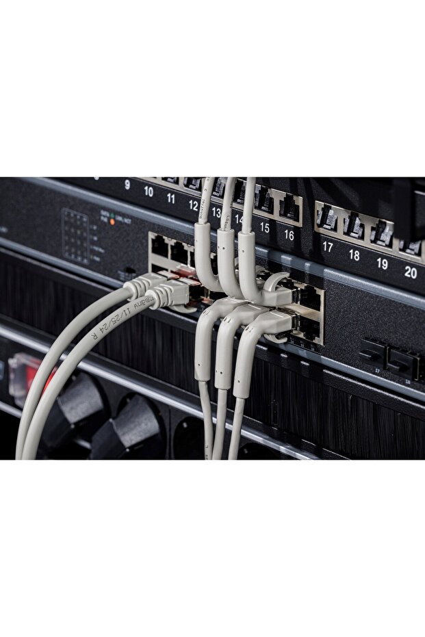 كابل توصيل قابل للثني من نوع CAT 6A F-FTP، بطول 5 أمتار، لون رمادي، مقاس AWG 32/7