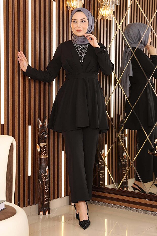 Stone Detailed Belted Suit Black 19122