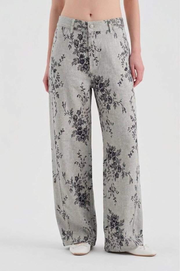 Women's Floral Jacquard Fabric Detailed Balloon Fit Design Jeans