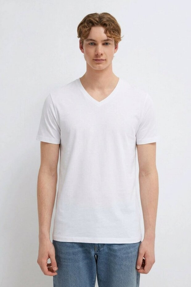 Men's Casual Comfortable White V-Neck T-Shirt
