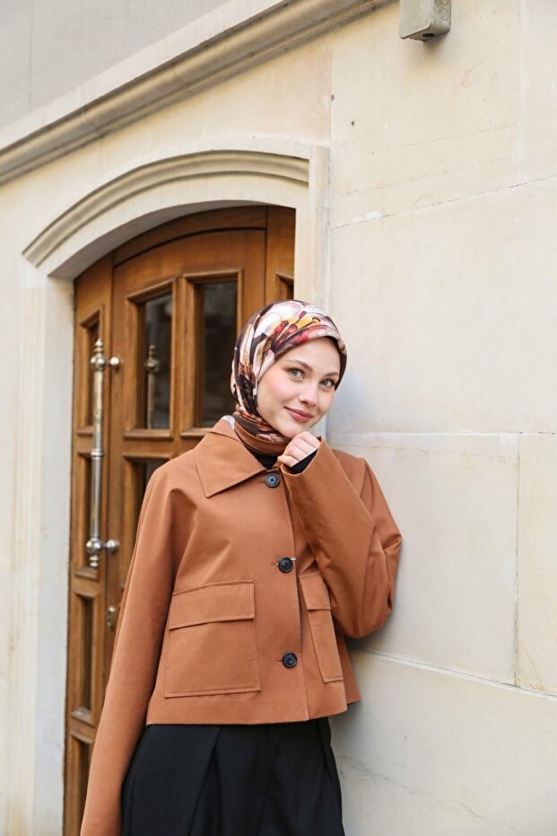 وشاح فيسكوز بنمط زنبق أموري - بني غامق