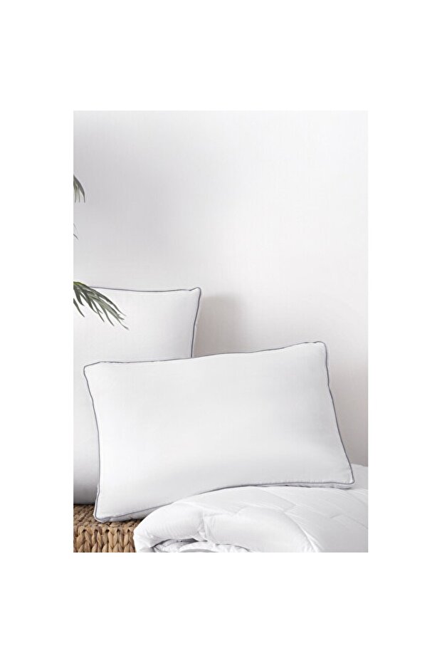 Soft and Supportive Pillow for Comfortable Sleep - 750 Gr
