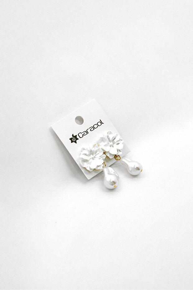 Women 1 Pair Flower Tear Drop Stud Earrings, White