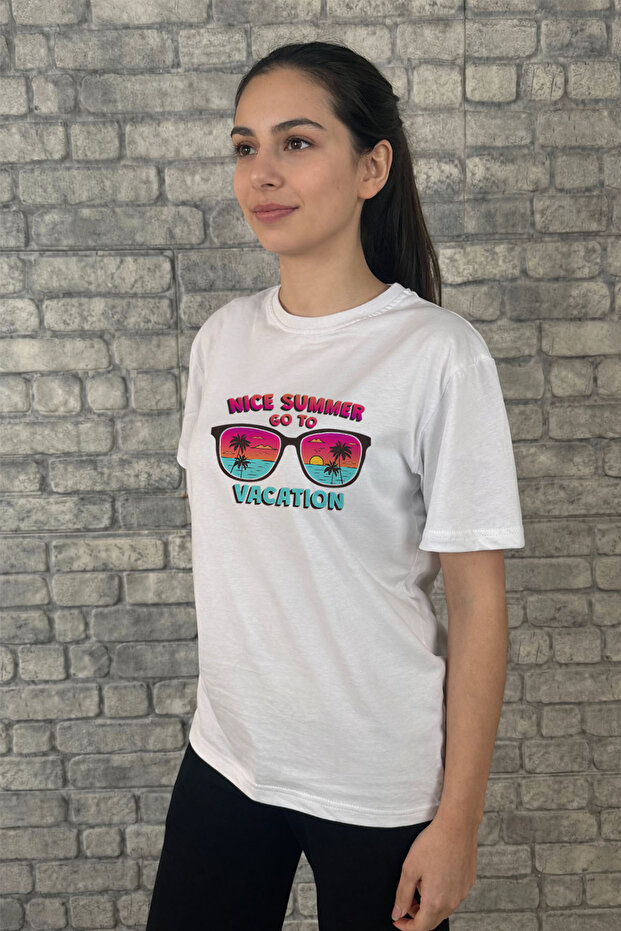 Glasses Patterned Summer Themed Premium T-Shirt |   Special Gift Includes