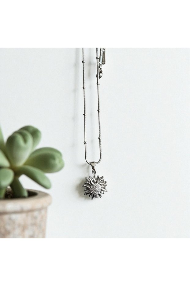 Necklace 316L Stainless Steel Women's Necklace Silver Color Rotatable Sun Design with Stone Stylish and Elegant Steel Necklace 316L Steel Necklace Women's Necklace Sun Pendant Rotatable Necklace Stone Necklace, Silver Color Necklace