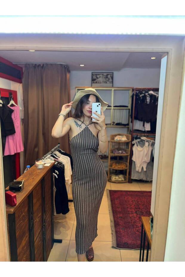 Halter Yaka Örme Elbise