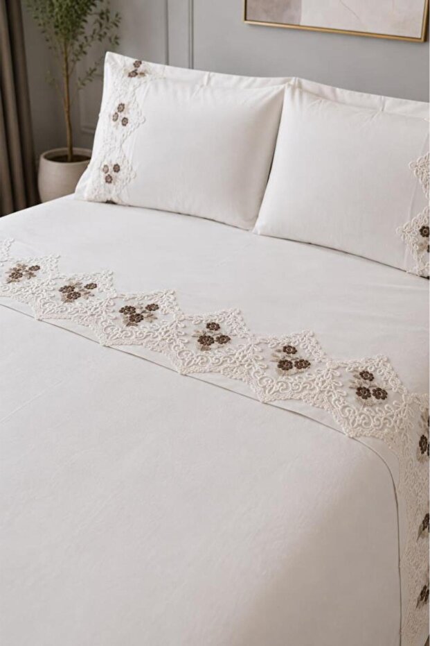 Gardenlove Embroidered 6 Piece Duvet Cover Set Beige