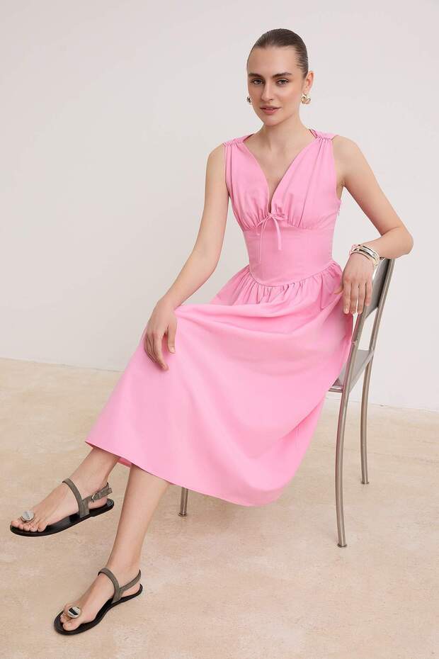 Pembe Bel Detaylı Poplin Midi Dokuma Elbise TWOSS26EL00917 - 2