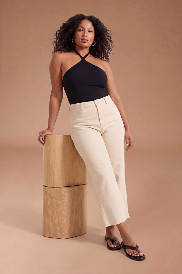 Wardrobe Essentials Ekru Yüksek Bel Straight Fit Comfort/Orta Esnek Büyük Beden Jeans TBBSS26CJ00015