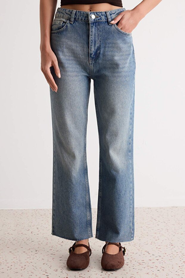 Mavi Paçası Kesikli Yüksek Bel Straight %100 Pamuk Non-Stretch Jeans TWOAW25JE00307 - 3