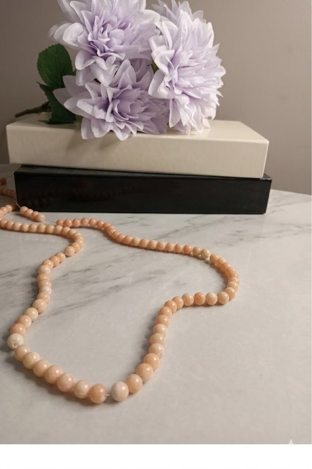 Colored Beads (50 Pieces)