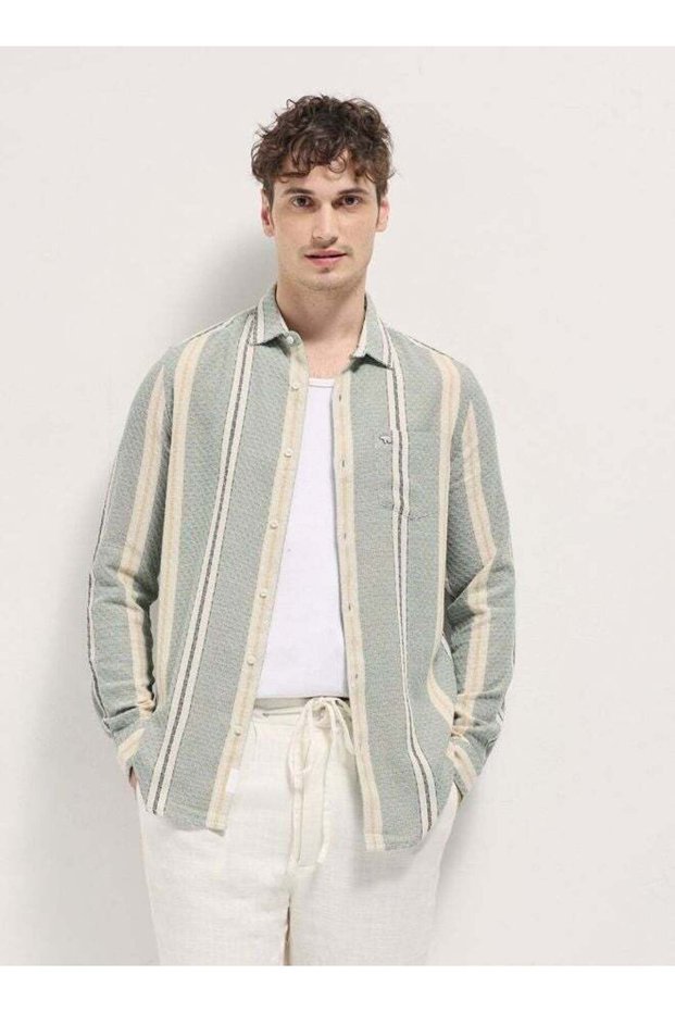 Men's Light Green Vertical Stripes Slim Fit Casual Shirt for Every Occasion