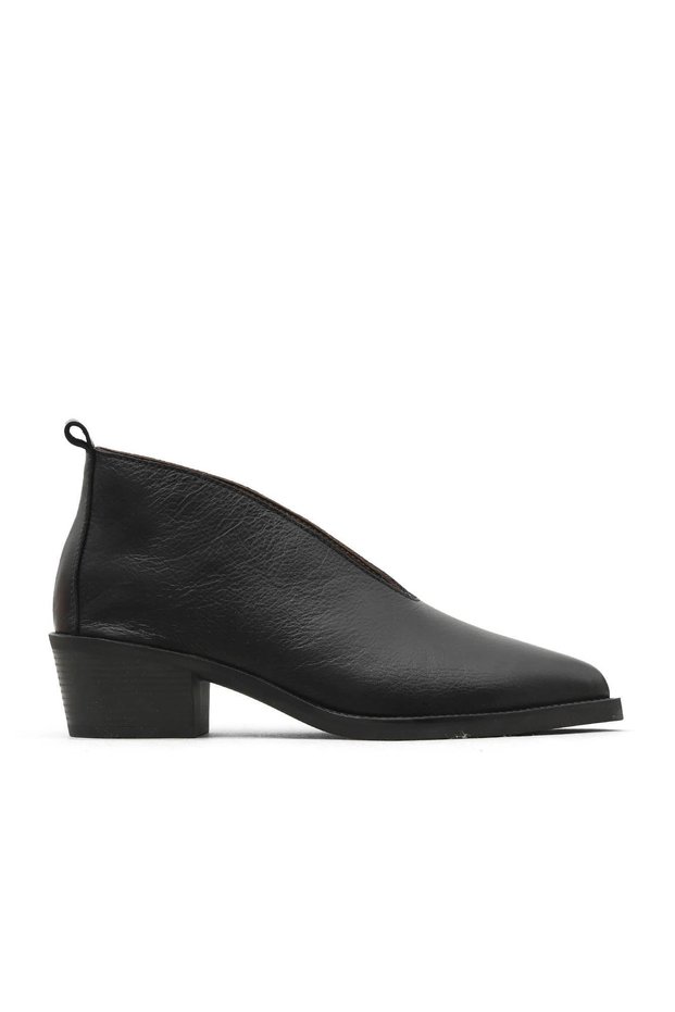 Black Leather Women's Heeled Boots 01Wd4004