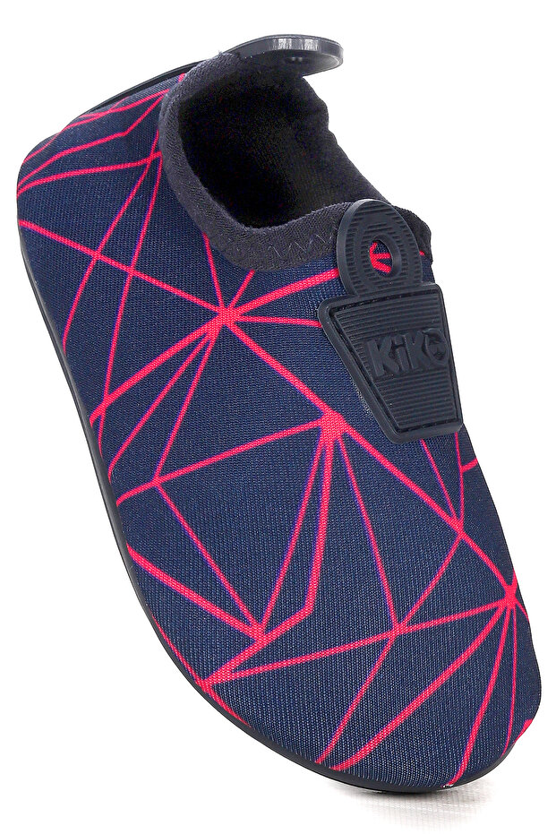 Prism Pool Beach Girl's Sea Shoes