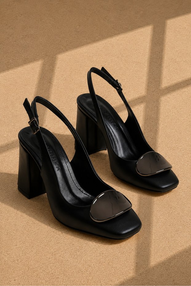 More Black Skin Accessory Gova Women's Shoes