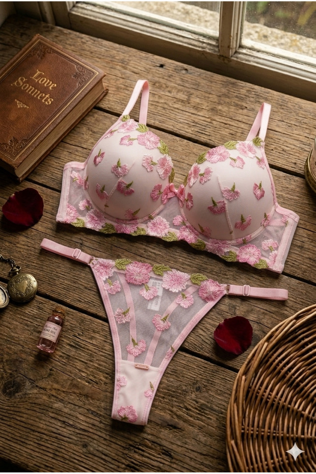 Love Secret Thin Strap Floral Pattern Padded B Cup Bra Set