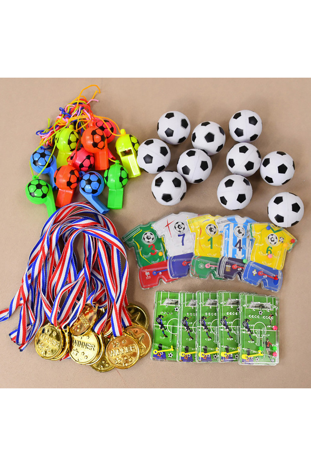 50Pcs Set 50pcs/set Kids Soccer Party Gift Favors Whistles Maze Game Toys Squeeze Balls Boys Footbal