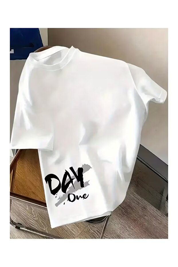 Day One Printed Oversize T-Shirt