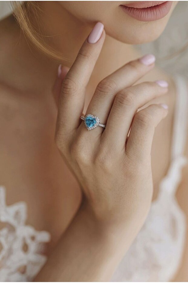 Adjustable Heart Figured Zircon Stone Ring