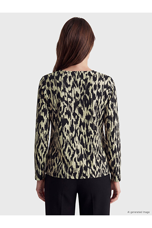 Crew Neck Patterned Blouse - 3