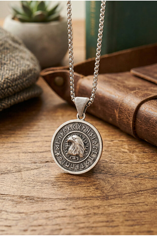 Minimalist Style Stainless Steel Men's Necklace with Eagle Figure