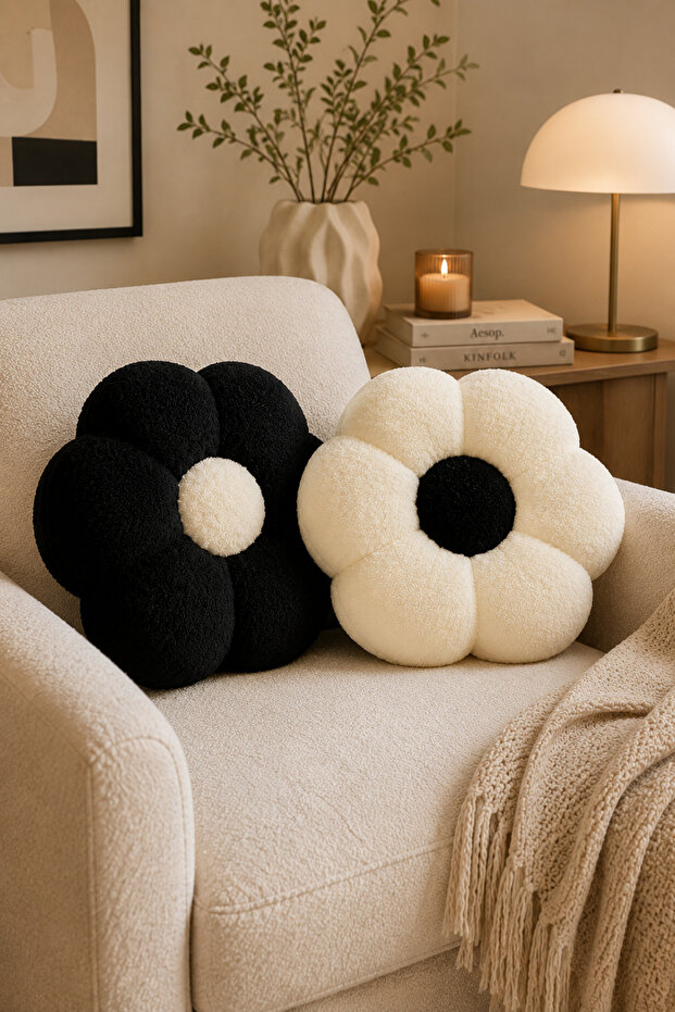 Double Plush Daisy Pillow Set – for Living Room and Room Decoration