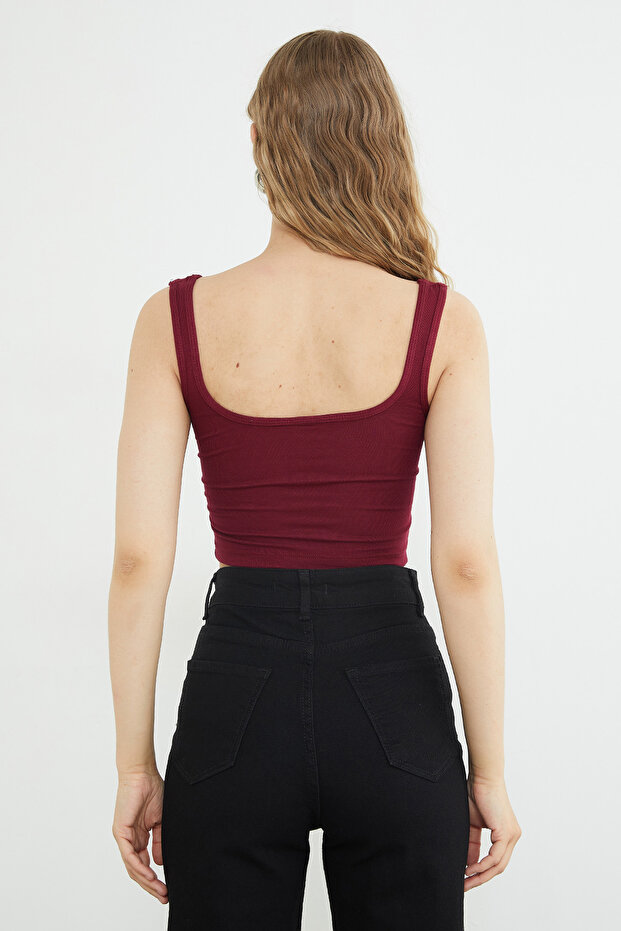 Basic Square Neck Covered Crop Bodysuit - 8