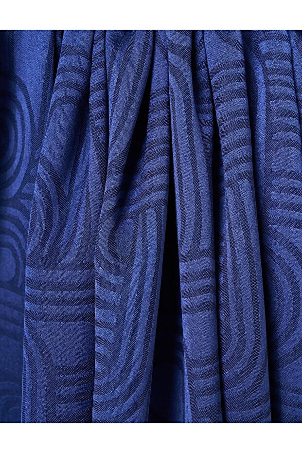 Geometric Pattern Shawl Jeans - 2