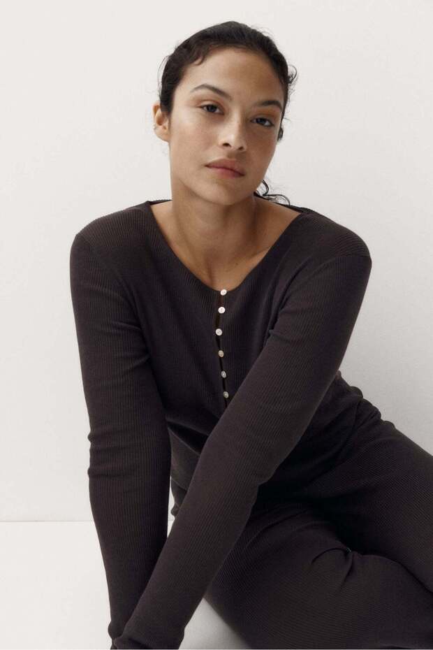 Ribbed Henley top