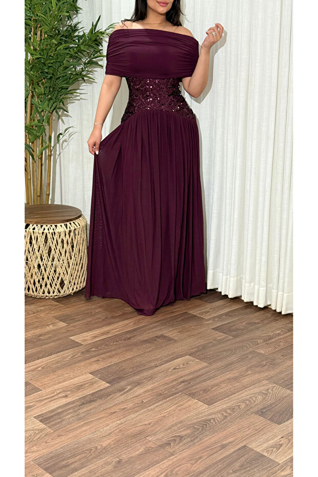 فستان أليسا أوف شولدر (Elissa Off-Shoulder Dress)