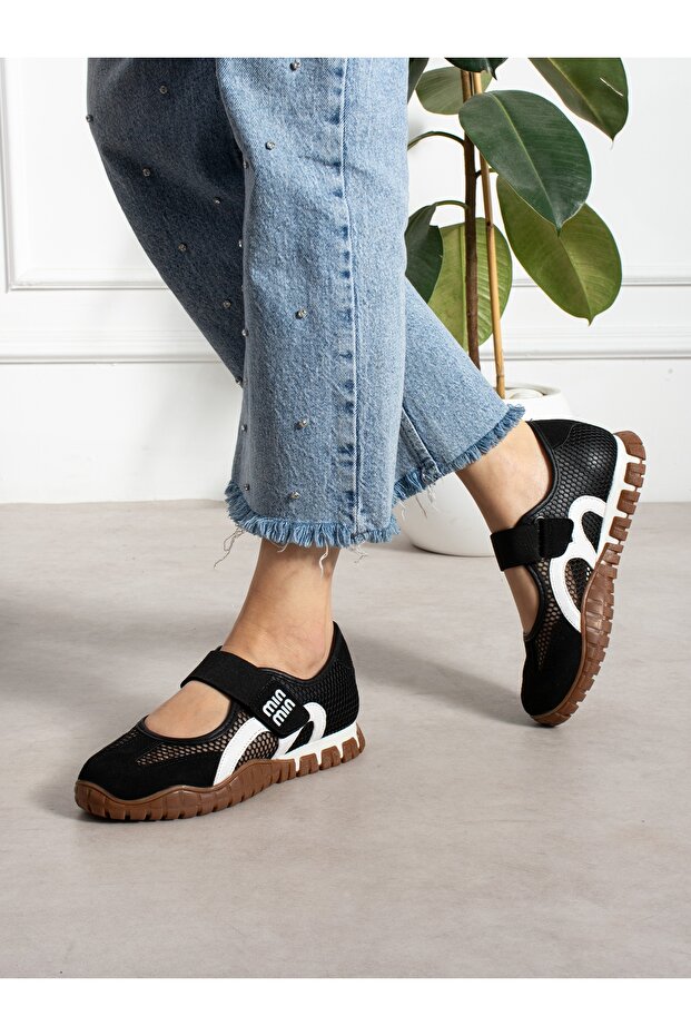 Mendo Black Women's Sneakers