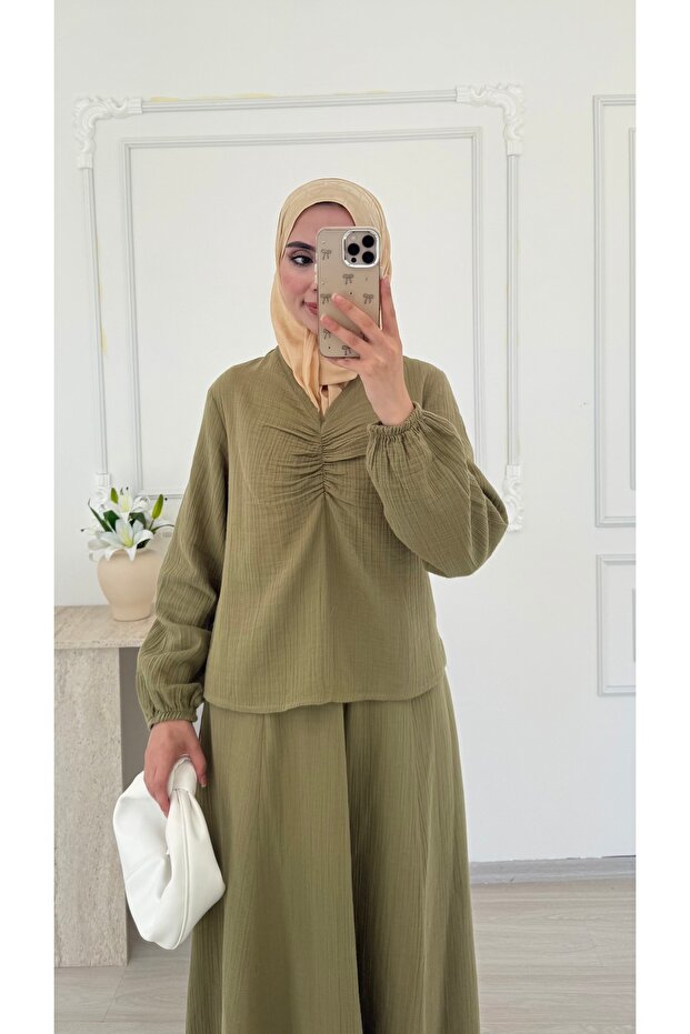 Molly Nelly Women's Collared Muslin Suit with Gathered Skirt