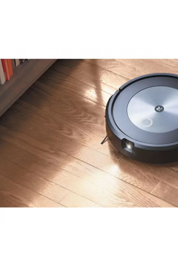 Roomba J7 Plus Robot Vacuum Cleaner - 4