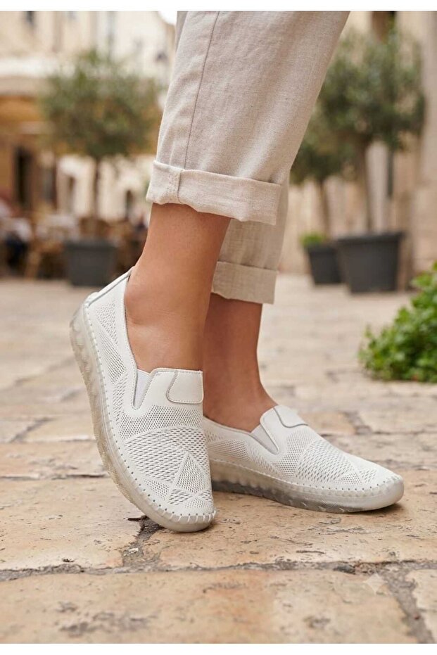 Baccio 8006 Women's Casual Shoes