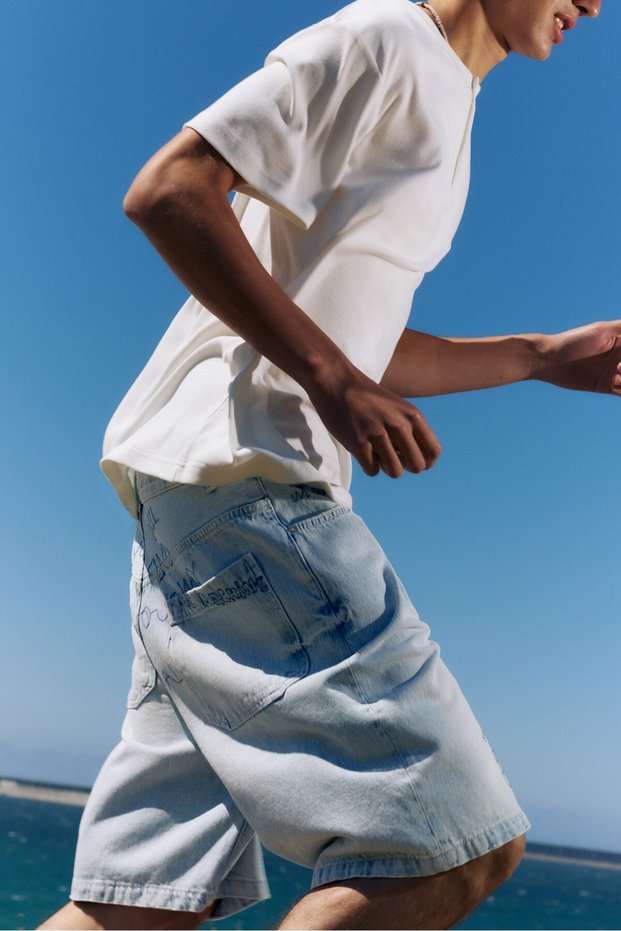 Nakışlı baggy denim bermuda şort