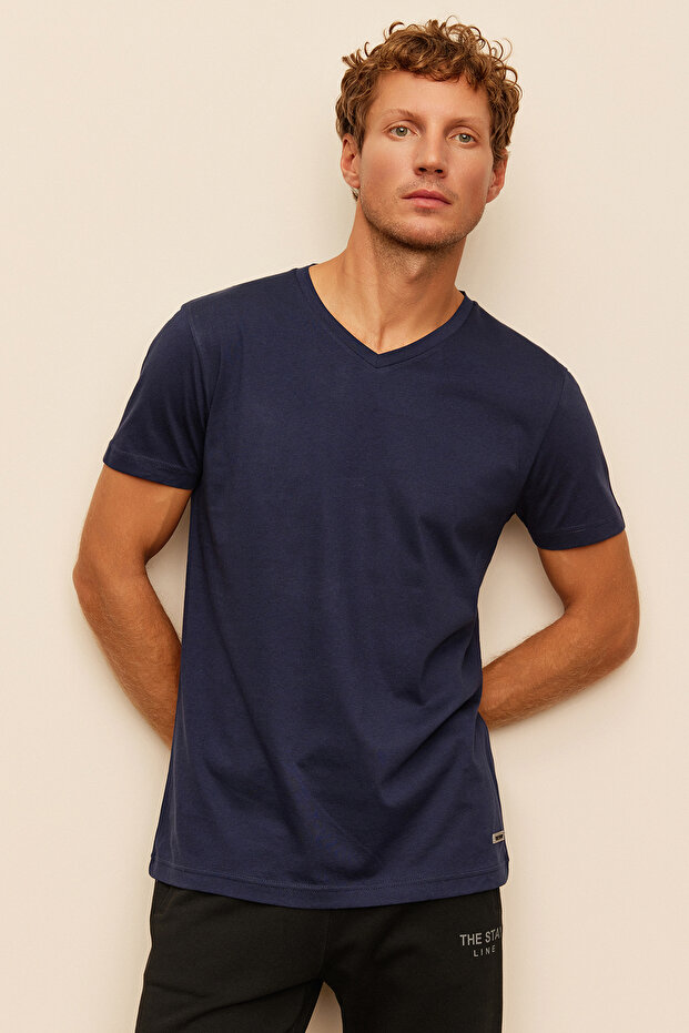 Simon V Yaka Basic T-Shirt