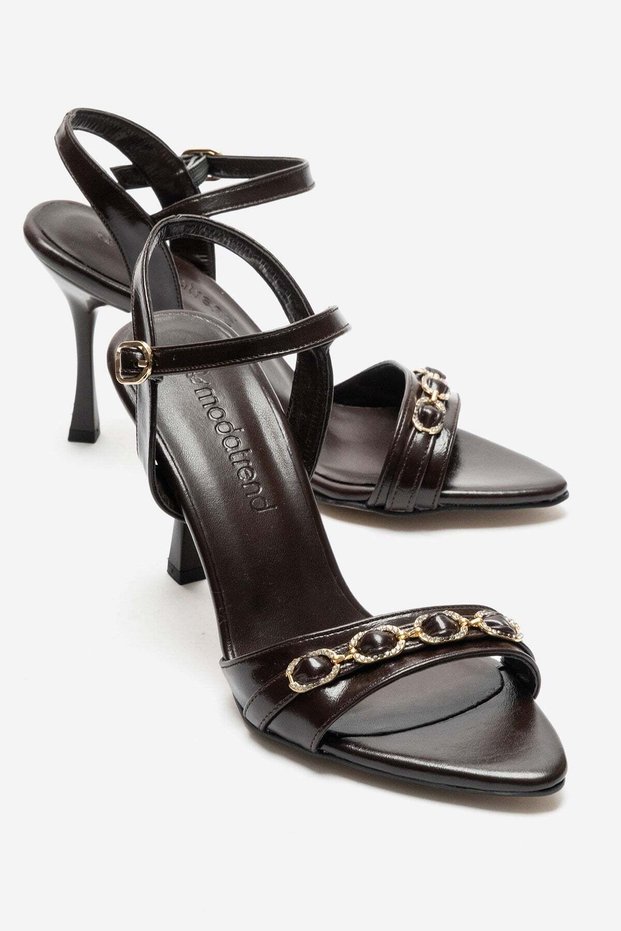 Women's Stoned Single-Heeled Sandals Brown Crinkled