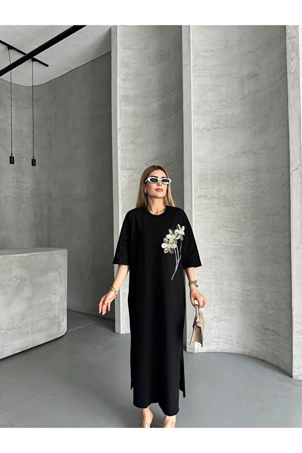 Çiçek Aplikeli Oversize Midi Elbise