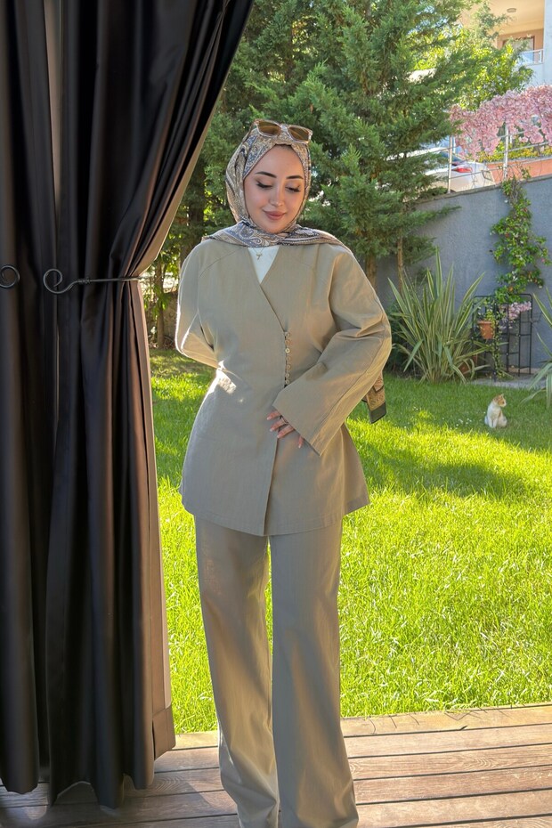Women's Stand Collar Button Detailed Double Suit Set Mink