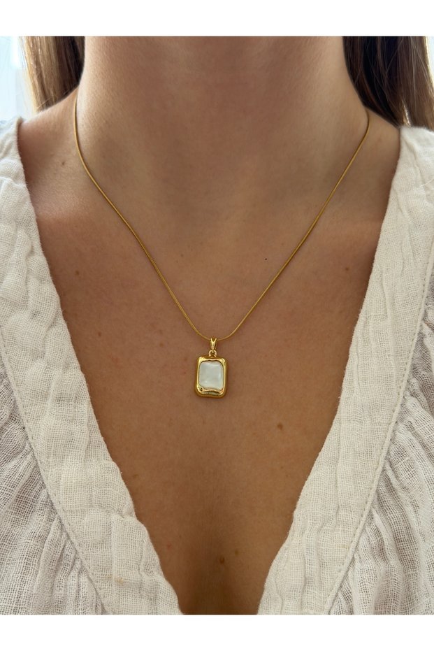 Minimal Design Stainless Steel Tarnish Resistant Women's Necklace