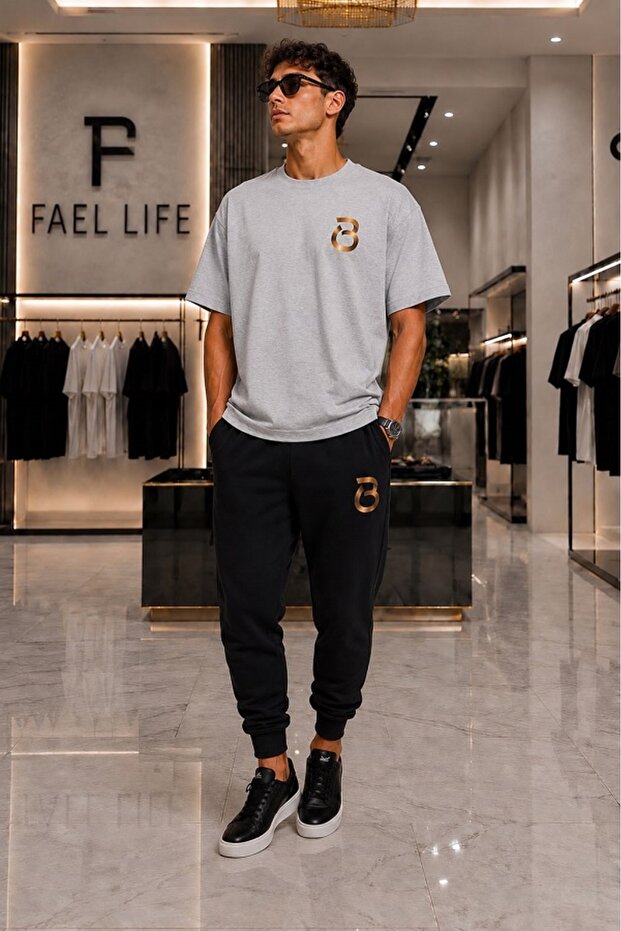 Unisex Comfortable Fit T-Shirt and Sweatpants B Printed Set