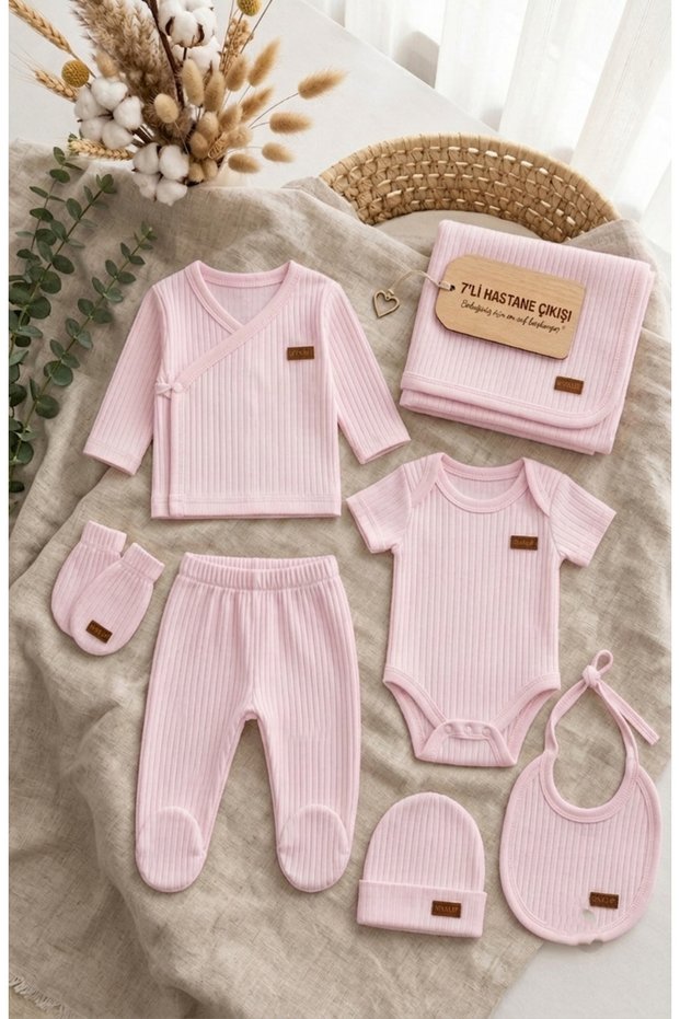 7 Piece Baby Hospital Discharge Set - Organic Cotton Newborn Bodysuit and Baby Set