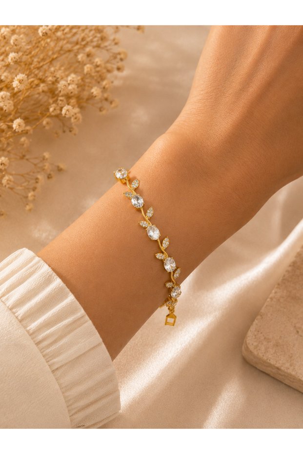 Women's Stone-Embellished Elegant Bracelet Stylish Gold Color Leaf Figured Bracelet