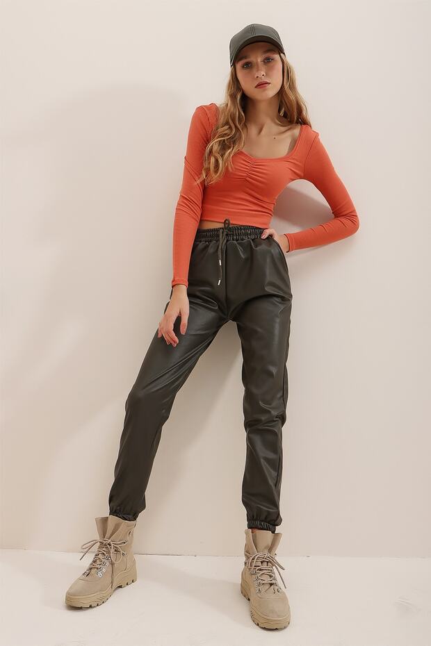 Khaki Double Pockets, Elastic Waist and Ankles, Lined Inside, Casual Faux Leather Trousers Alc-X7329