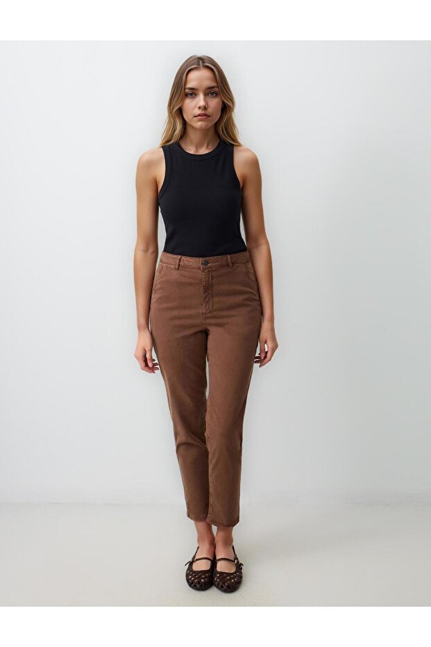Bitter Brown High Waist Regular Leg Woven Trousers with Pockets