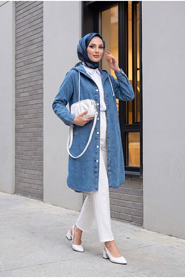 Hooded Buttoned Oval-Cut Denim Jacket -Ice Blue